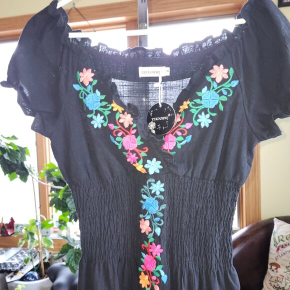 25184 NWT!!  Black Embroidered Ruffle Peasant Midi Dress Small - Picture 5 of 13